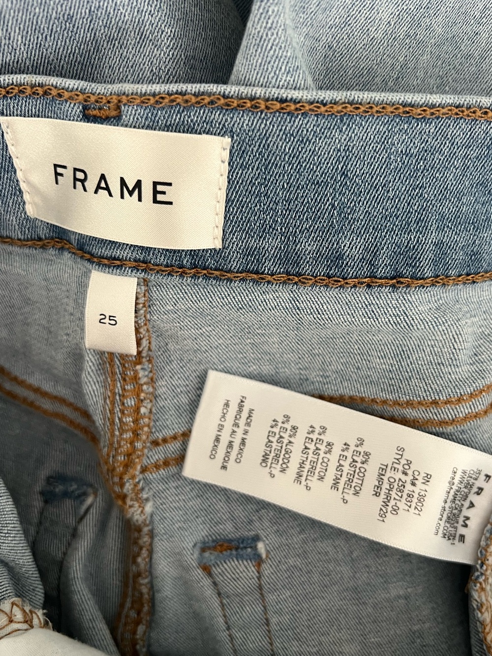 NWT $248 Frame The High Rise Wide Denim Light Blue Jeans Size 25 Stretch - Picture 7 of 14